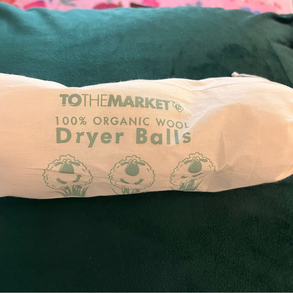 ToTheMarket Organic Wool Dryer Balls - Natural Cream with Teal Print